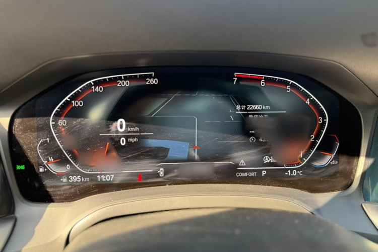 宝马3系 2021款 改款二 325Li M运动套装中控内饰7001