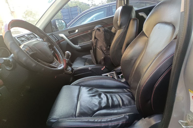 哈弗H6 2014款 运动版 1.5T 手动两驱精英型中控内饰19