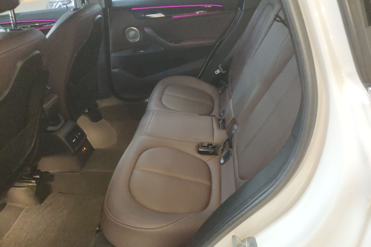 宝马X1 2021款 sDrive20Li 尊享型中控内饰7004