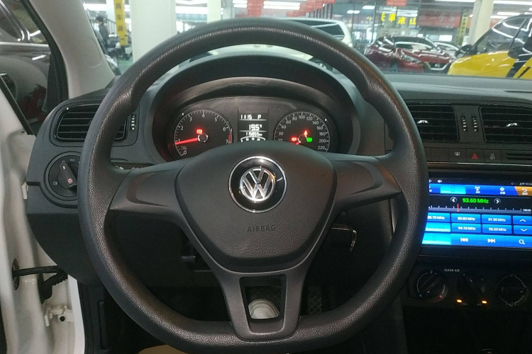 大众 Polo 2018款 1.5L 自动安驾型中控内饰13