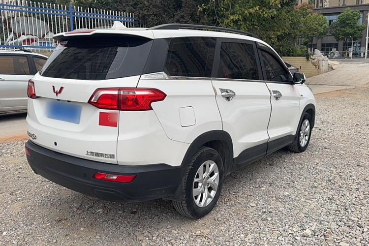 五菱汽车 五菱宏光S3 2018款 1.5T 手动舒适型 国V车身外观6005