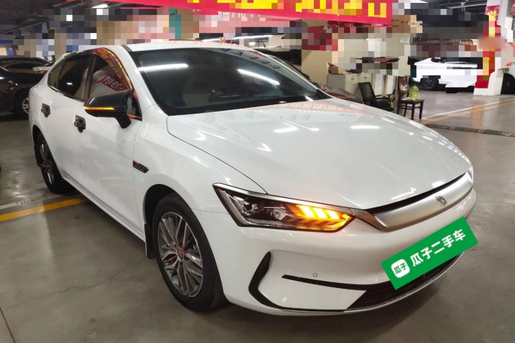 比亚迪 秦PLUS 2023款 冠军版 EV 510KM超越型车身外观3