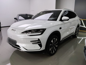比亚迪 宋PLUS新能源 2025款 EV 智驾版 520km 尊贵型