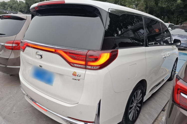 广汽传祺 传祺M8 2021款 领秀系列 390T 至尊版车身外观6003