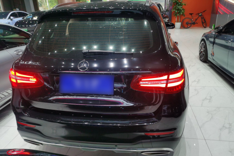 奔驰GLC 2019款 GLC 260 L 4MATIC 豪华型车身外观6
