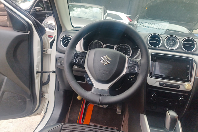 铃木 维特拉 2016款 1.4T 自动两驱豪华型中控内饰13