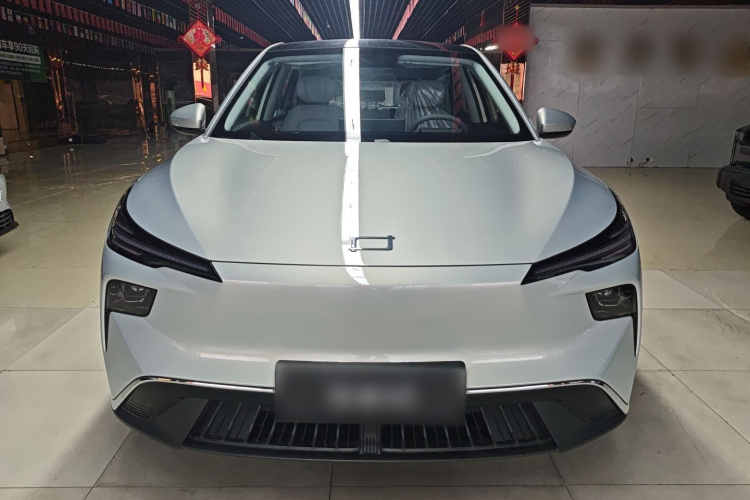 奔腾 悦意03 2025款 565km 乐享版车身外观2