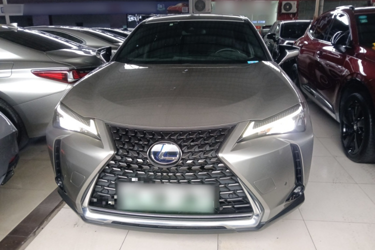 雷克萨斯UX新能源 2020款 300e 纯·悦版车身外观2