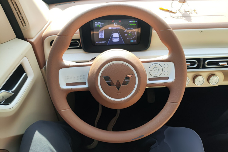 五菱汽车 宏光MINIEV 2024款 第三代 215km 青春版局部细节13