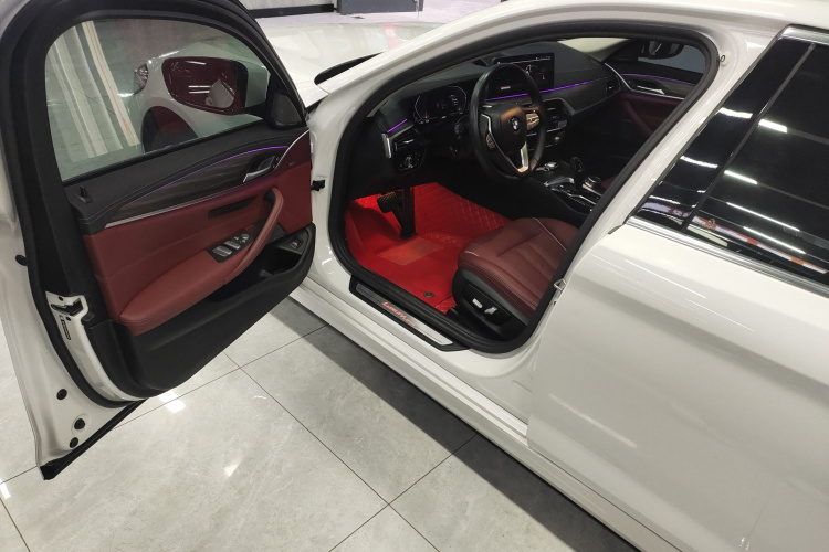 宝马5系 2023款 530Li 领先型 豪华套装中控内饰20