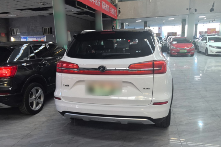 比亚迪 宋新能源 2019款 宋DM 1.5TID 智联锐耀型车身外观6