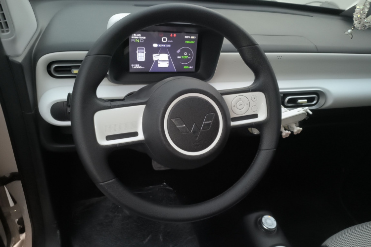 五菱汽车 宏光MINIEV 2024款 第三代 215km 青春版中控内饰13