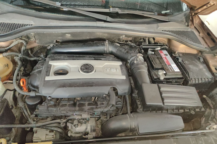 斯柯达 Yeti 2014款 1.8TSI DSG极地版机舱底盘24