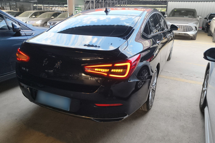 红旗H5 2022款 经典款 1.8T 自动智联旗享版车身外观7