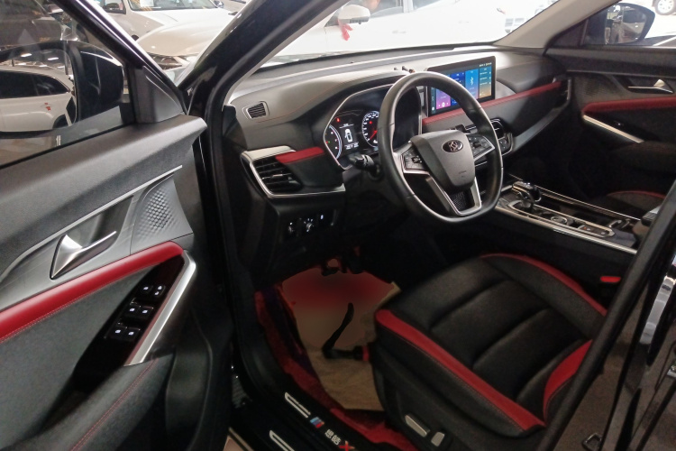 思皓X8 2022款 大圣版 300T DCT行者型 7座中控内饰7003