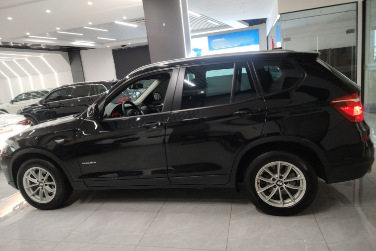 宝马X3(进口) 2016款 sDrive20i车身外观4