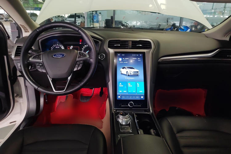 福特 蒙迪欧 2020款 EcoBoost 180 时尚型中控内饰7002