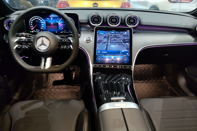 奔驰C级 2024款 改款 C 260 L 运动版中控内饰12