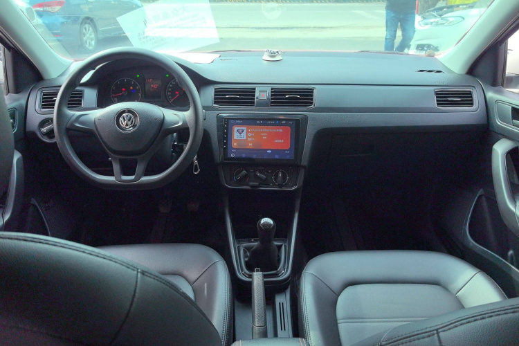 大众 桑塔纳 2021款 1.5L 手动风尚版中控内饰7002