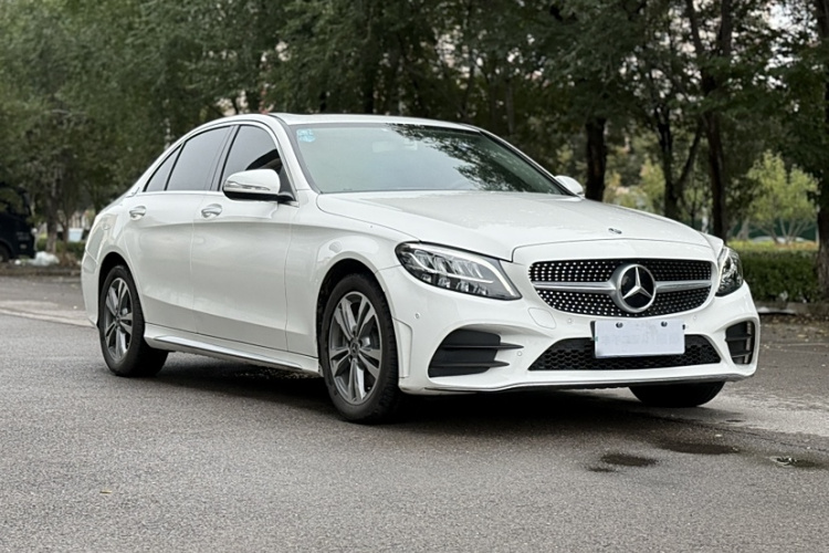 奔驰C级 2019款 C 180 L 时尚型运动版车身外观6003