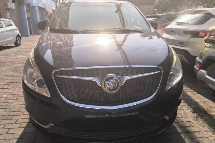 别克GL8 2017款 25S 舒适型 国V车身外观2