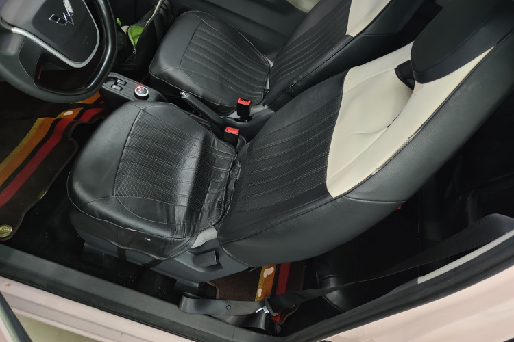 五菱汽车 宏光MINIEV 2022款 马卡龙臻享款 磷酸铁锂局部细节19