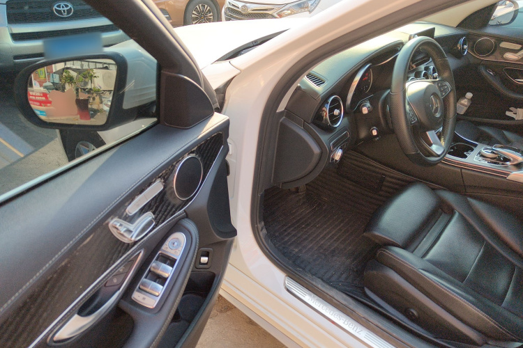 奔驰C级 2015款 C 200 L 运动型中控内饰20