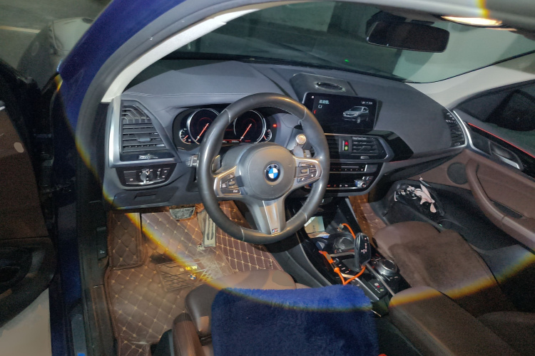 宝马X3 2019款 xDrive28i M运动套装中控内饰13