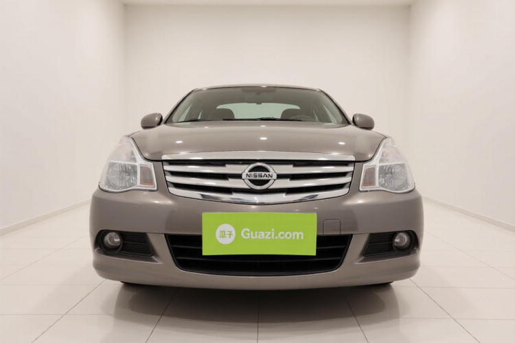 日产 轩逸 2018款 经典 1.6XE+ 手动领先版车身外观2