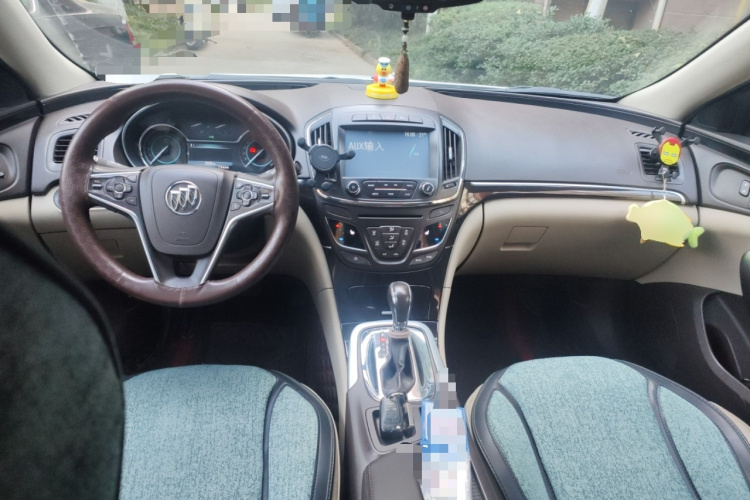 别克 君威 2015款 2.0L 精英时尚型中控内饰7002