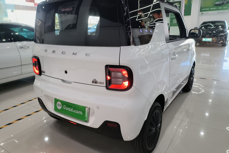 吉利银河 2023款 熊猫mini 200km 耐力熊车身外观6006