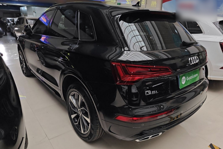 奥迪Q5L 2024款 40 TFSI 豪华动感型车身外观6003
