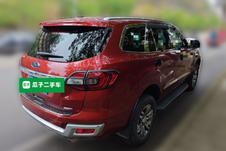 福特 撼路者 2017款 2.0T 汽油自动四驱豪华版 5座车身外观7