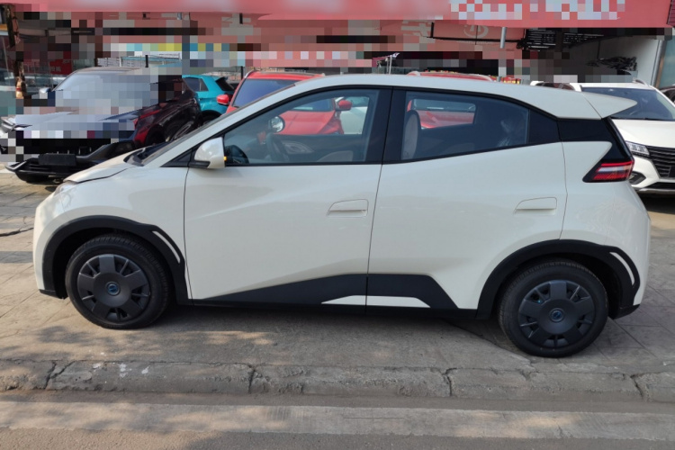 比亚迪 海鸥 2025款 智驾版 305km 活力版车身外观4