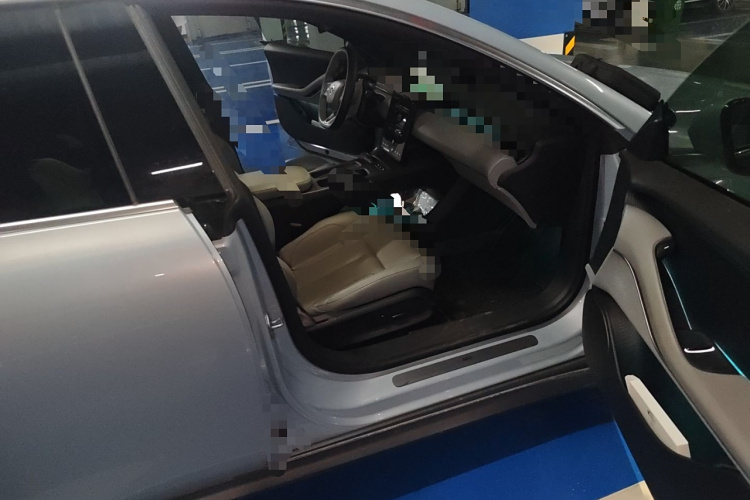 蔚来ET5 2022款 75kWh局部细节9005