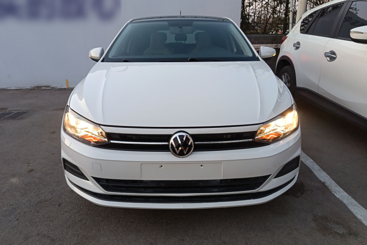 大众 Polo 2019款 Plus 1.5L 自动炫彩科技版车身外观2