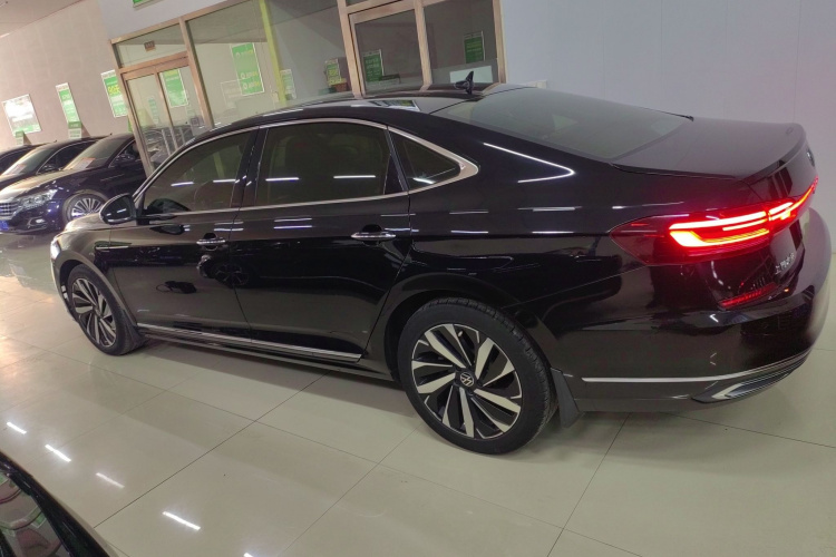 大众 帕萨特 2023款 380TSI 豪华版车身外观6003