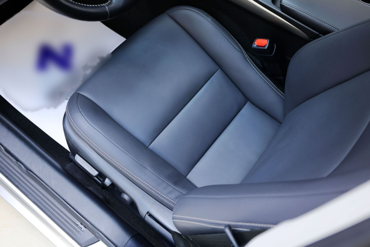 雷克萨斯IS 2017款 300 锋尚版中控内饰7007