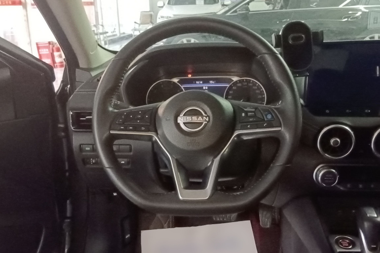 日产 轩逸 2023款 1.6L CVT智驾版中控内饰13