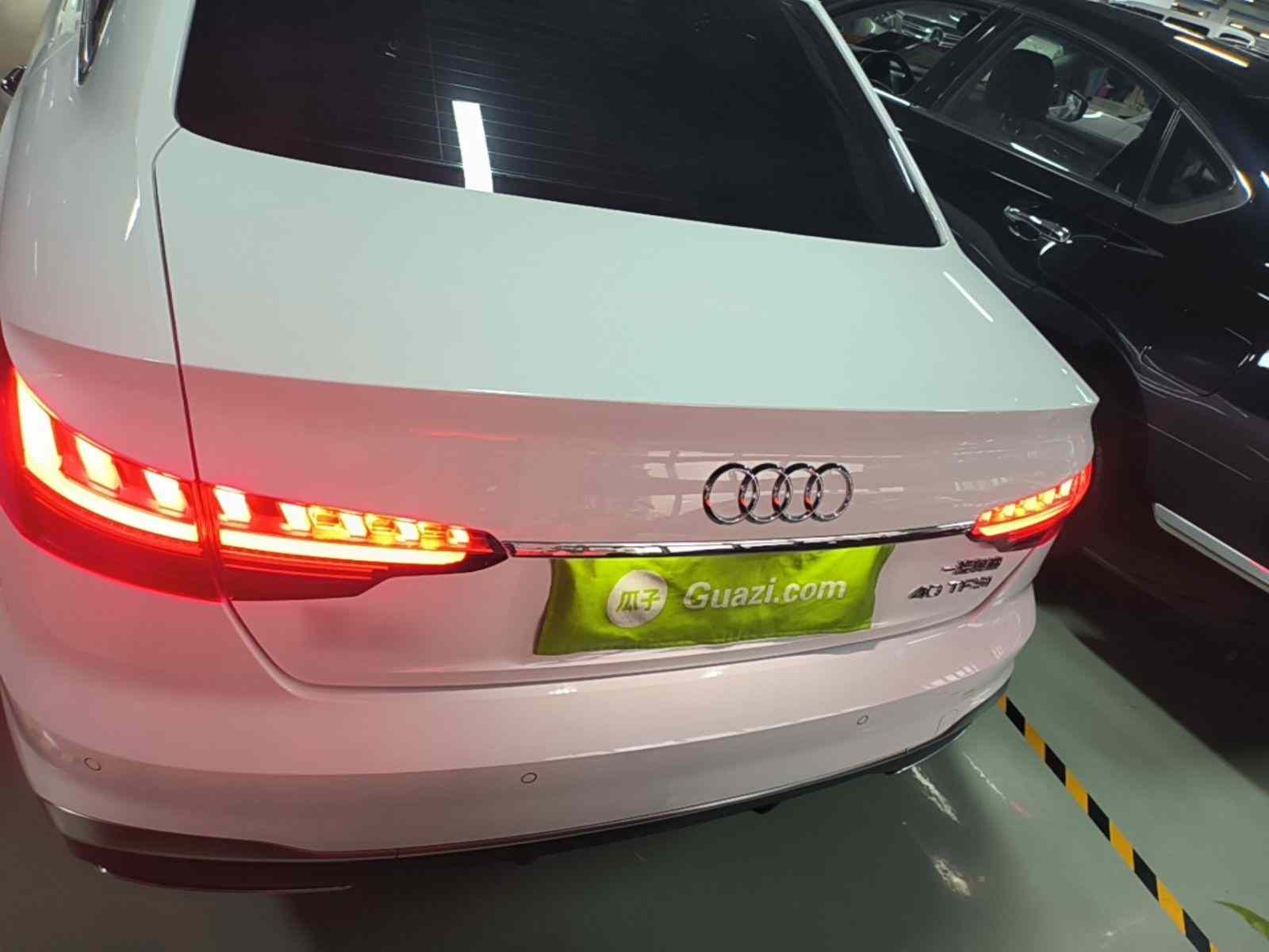 奥迪A4L 2024款 40 TFSI 时尚动感型(3)