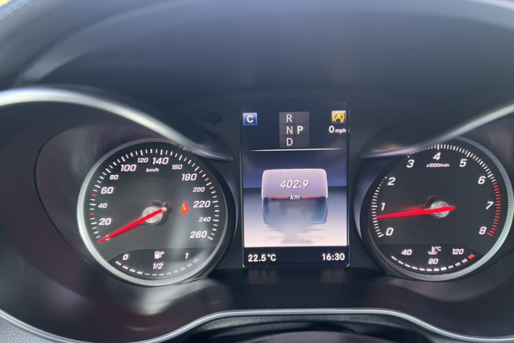 奔驰GLC轿跑 2017款 GLC 200 4MATIC 轿跑SUV局部细节14