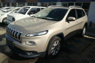 Jeep 自由光 2016款 2.0L 优越版