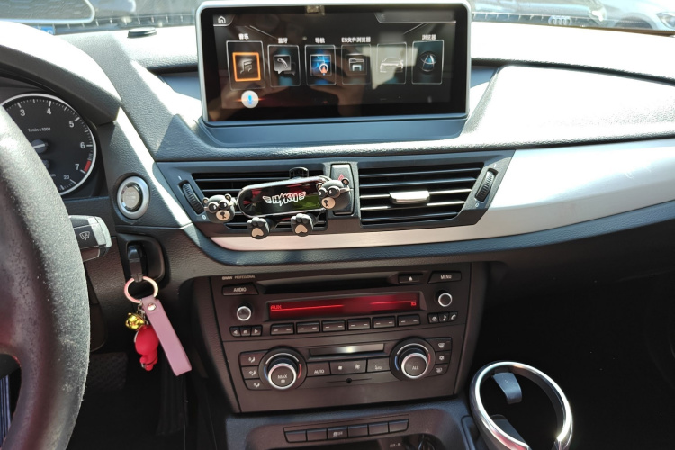 宝马X1 2012款 sDrive20i 领先型局部细节16