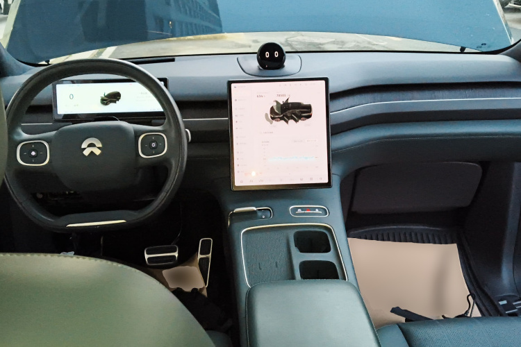 蔚来ES8 2023款 100kWh 签名版中控内饰12