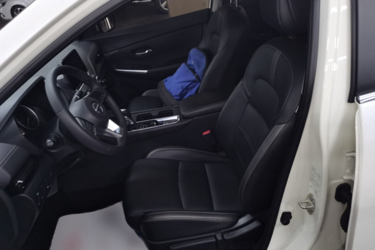 日产 轩逸 2022款 1.6L XL CVT悦享版局部细节19