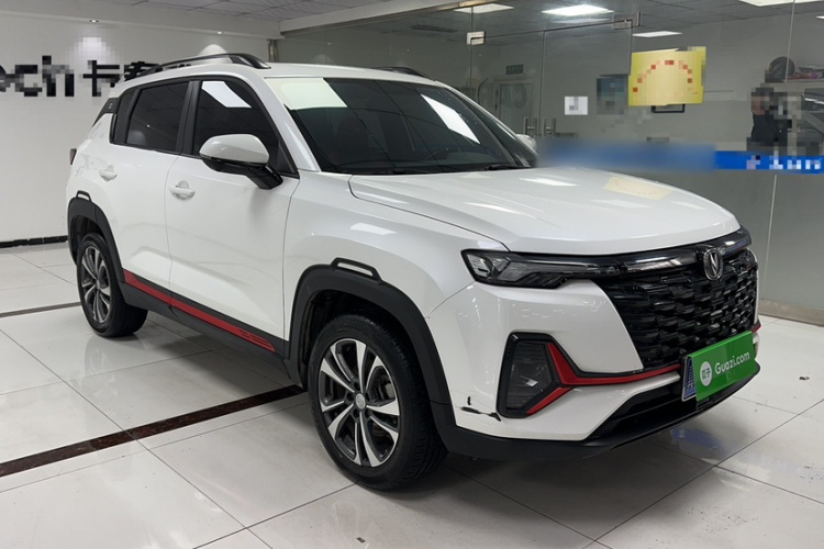 长安CS35PLUS 2023款 畅享版 1.4T DCT豪华型车身外观6003