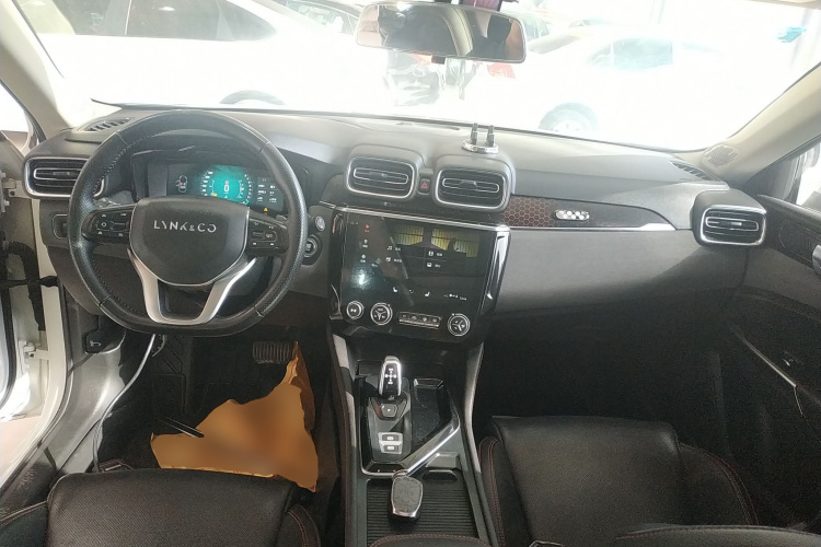 领克02 2019款 1.5T DCT两驱劲版 国VI中控内饰12