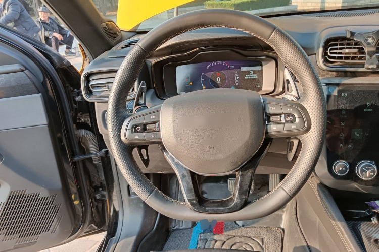 领克03 2021款 1.5TD DCT劲Plus中控内饰13