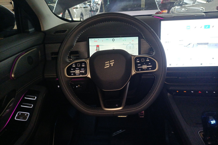 捷途山海L9 2024款 1.5TD 2DHT Max 5座中控内饰13