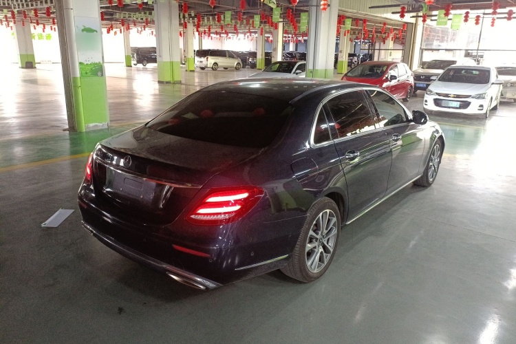 奔驰E级 2019款 E 300 L 时尚型车身外观6005